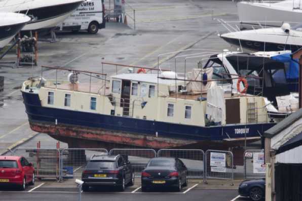 12 June 2020 - 09-02-52
Out of the water for a spruce up. Unusual craft, there are posters in the windows about mapping the sea. Last photographed by TVFTDO on 20th March 2018.
----------------------------
Survey / mapping ? boat Torquay